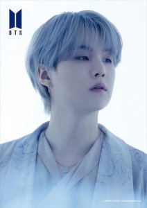 画像1: ★31％off★108ピースジグソーパズル BTS Proof SUGA  エポック社 41-310 (18.2×25.7cm) (1)